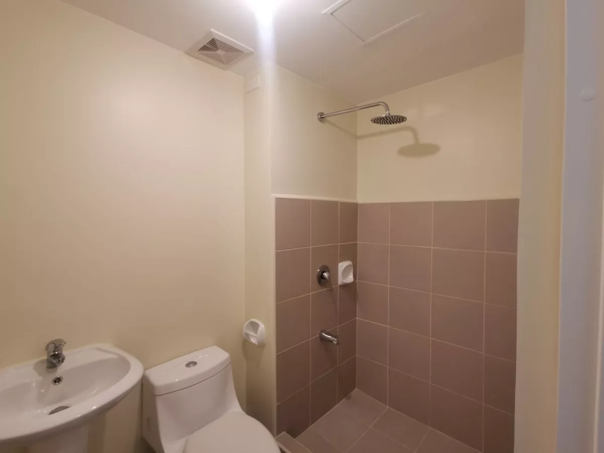 3 Adjacent Studio Unit For Rent in Arca South Avida Tower One Union Place Taguig05