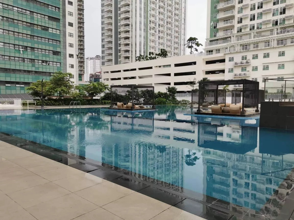 "For Rent- 2 Bedroom Unit in Solinea Tower 3, Ayala Cebu with Balcony & Parking."02