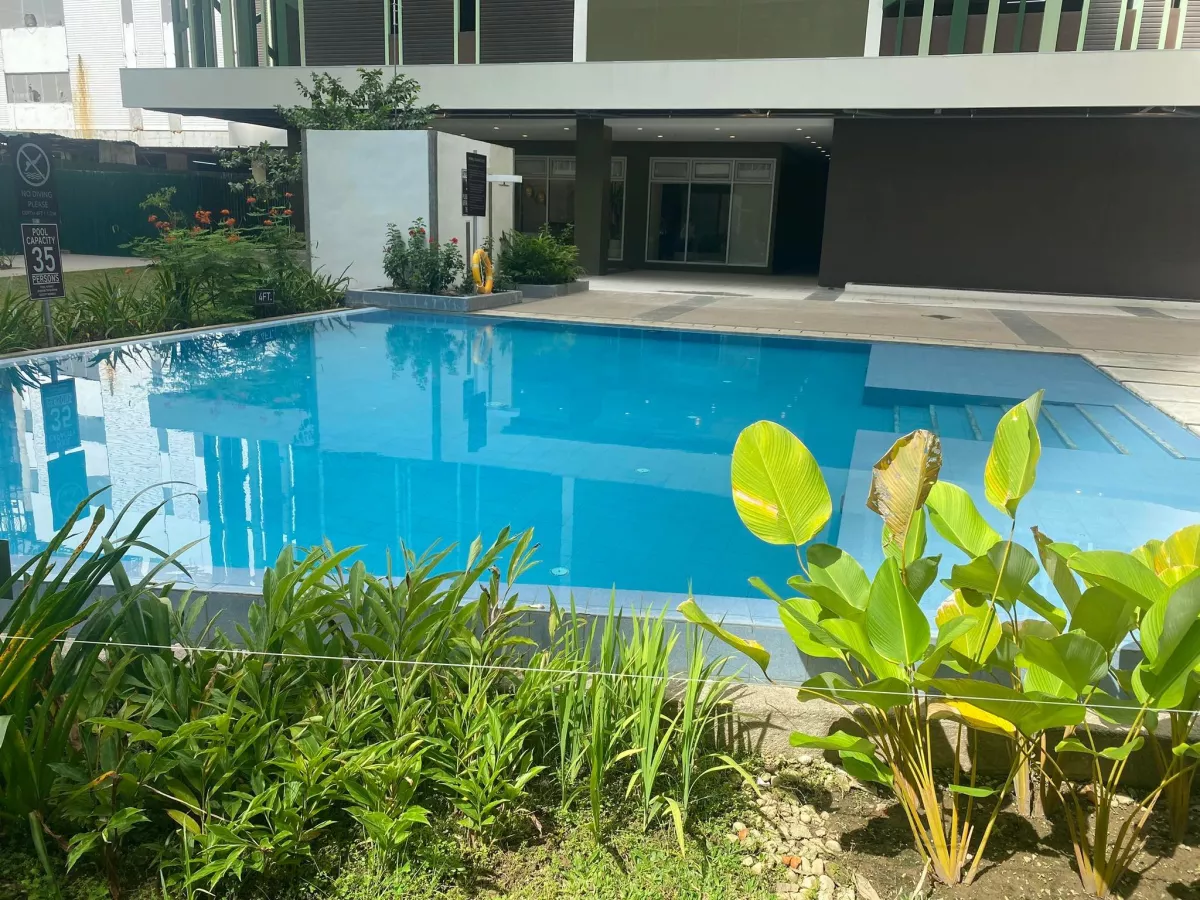 "For Rent - Furnished Studio Condo in Avida Riala, I.T Park, Cebu City."02