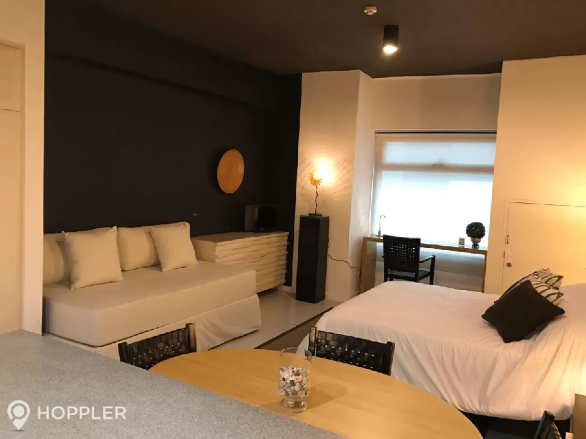 "Studio Condo for Rent in One Legazpi Park, Legazpi Village, Makati - RR3221881"04