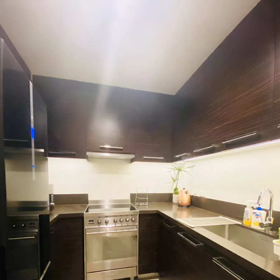 1BR Lincoln Proscenium06