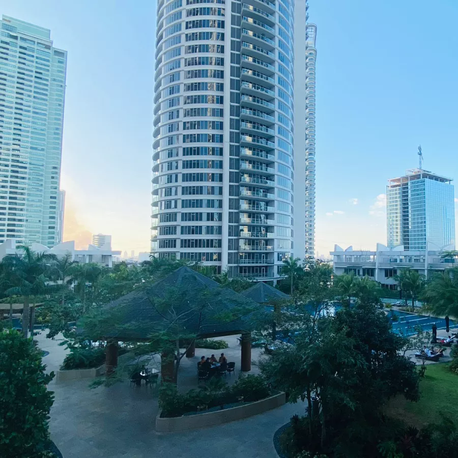 1BR Lincoln Proscenium08