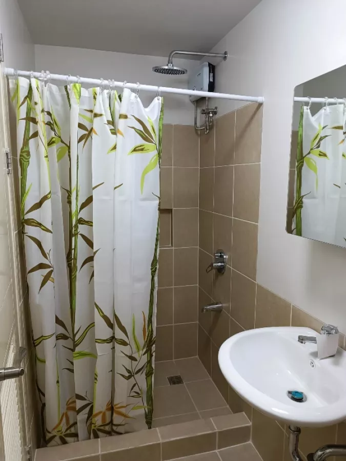 Fully Furnished One Bedroom with Parking (The Atherton-Oak Bldg.)10
