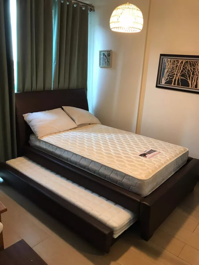 2 Bedroom Fort Condo BGC 8 Forbestown Road10