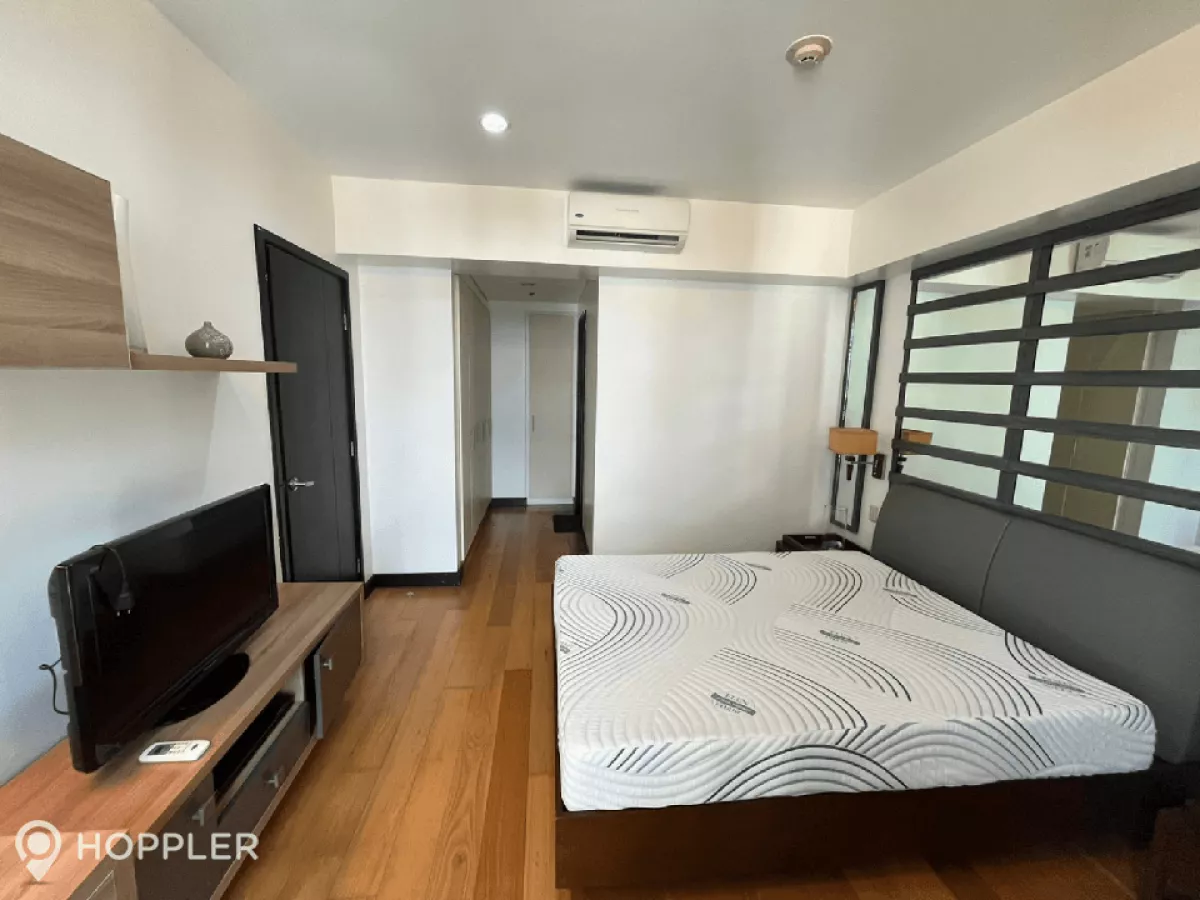 "1BR Condo for Rent in The Residences at Greenbelt, Makati - RR2998581"04