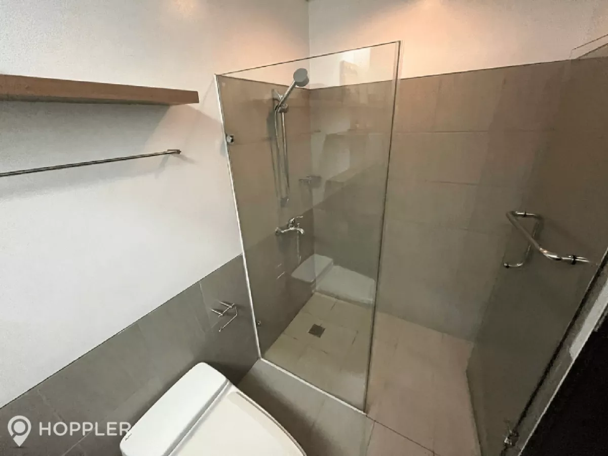 "1BR Condo for Rent in The Residences at Greenbelt, Makati - RR2998581"06