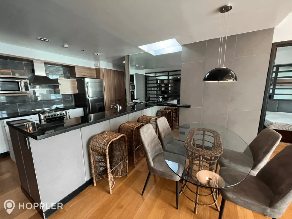 "1BR Condo for Rent in The Residences at Greenbelt, Makati - RR2998581"09
