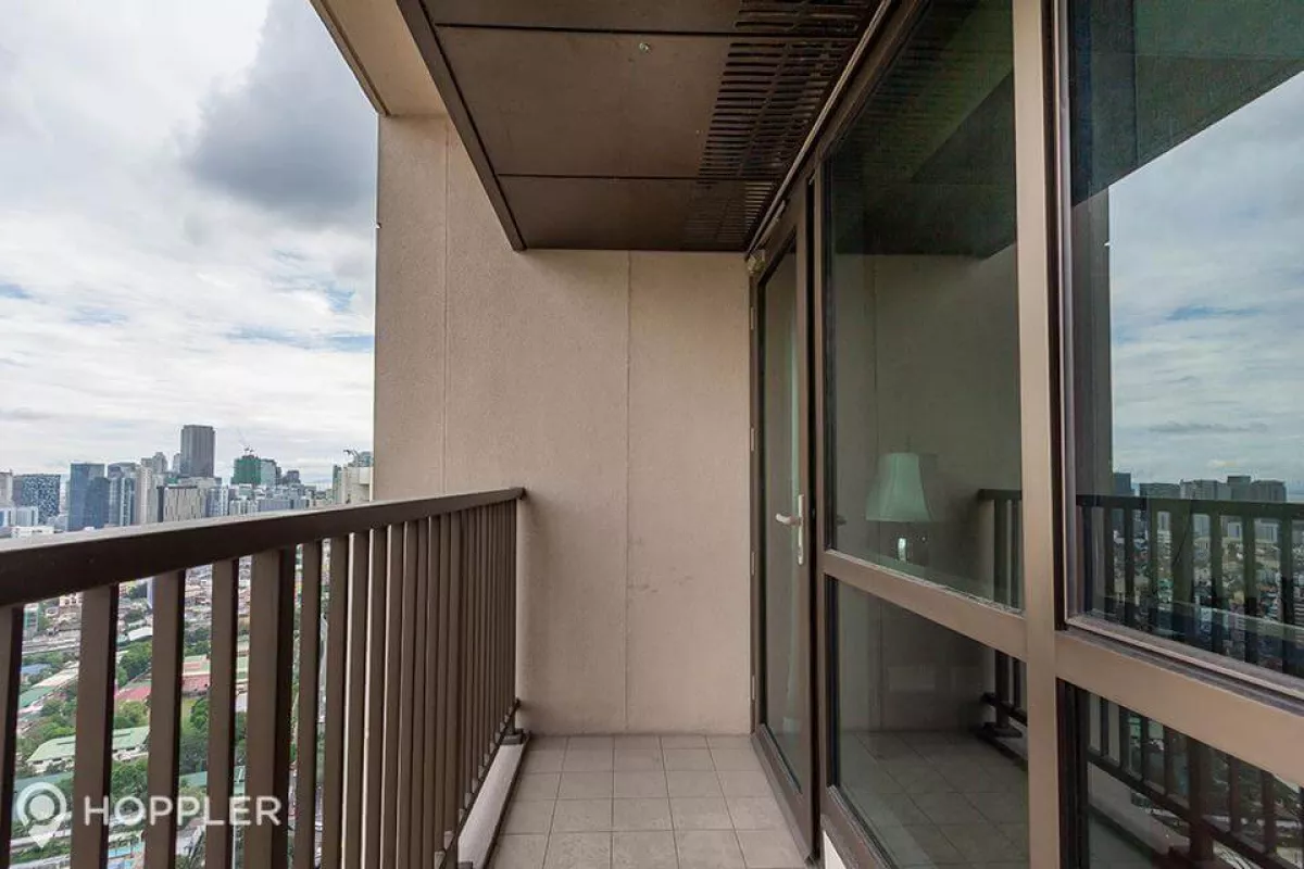 "2BR Condo for Rent in Joya Lofts and Towers, Rockwell Center, Makati - RR1699181"07