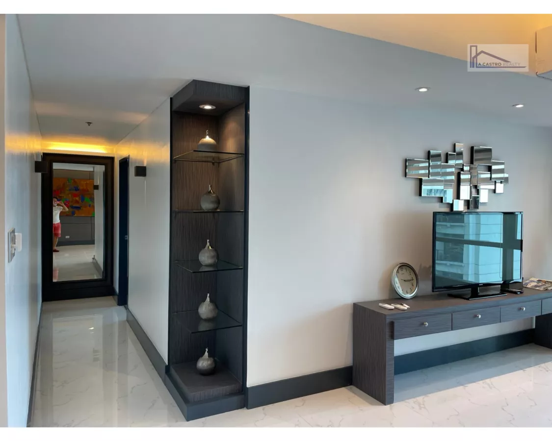 "2 Bedroom Condominium at The Grand Shang Tower, Makati"06