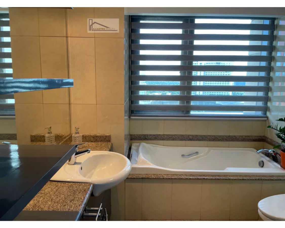 "2 Bedroom Condominium at The Grand Shang Tower, Makati"09