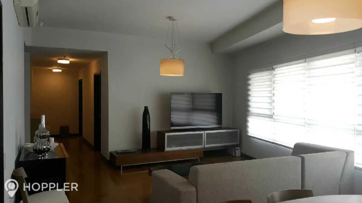 "2BR Condo for Rent in The Residences at Greenbelt, Makati - RR3166181"02