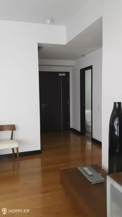 "2BR Condo for Rent in The Residences at Greenbelt, Makati - RR3166181"03