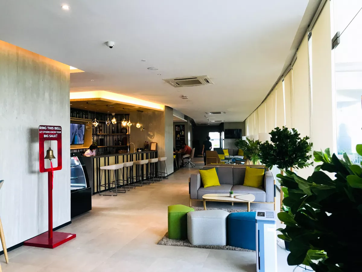 Aeon Towers 17F - 1 Bedroom with City and Sea View09