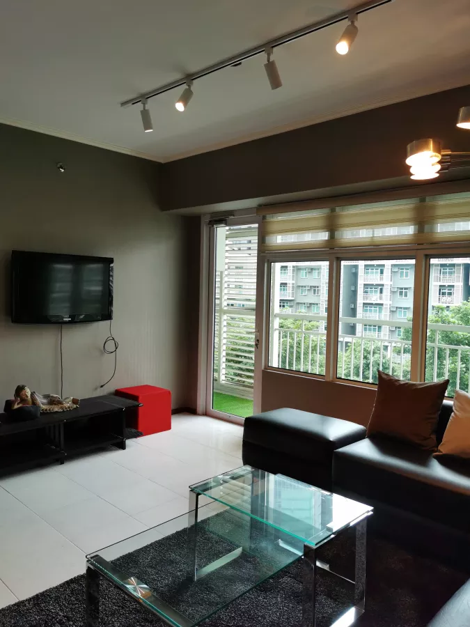 "Condo  3BR unit in Two Serendra with parking in Fort Bonifacio, Taguig"03