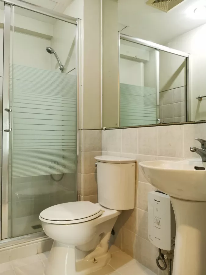 "Condo  3BR unit in Two Serendra with parking in Fort Bonifacio, Taguig"10