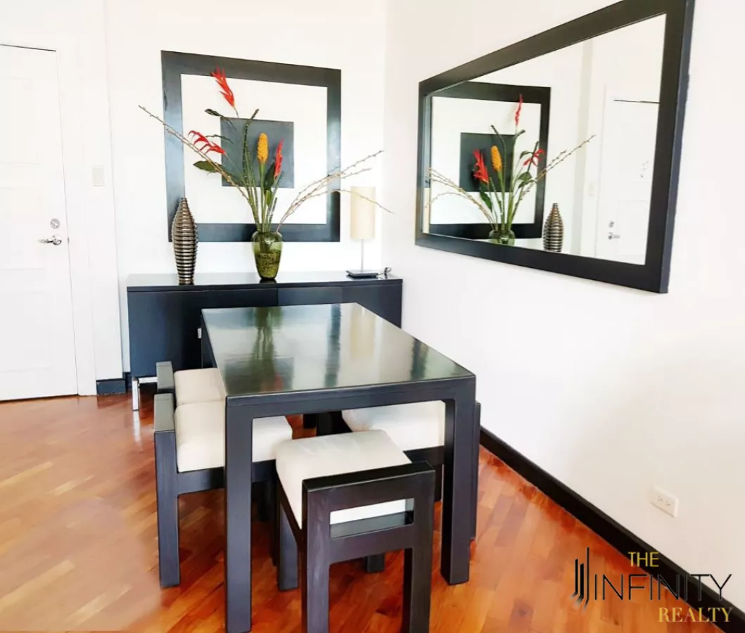 For Lease 1 Bedroom condo in Manansala Rockwell Makati06