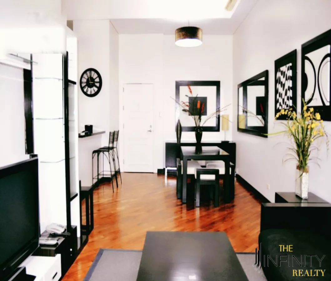 For Lease 1 Bedroom condo in Manansala Rockwell Makati07