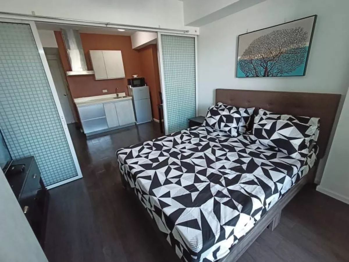 "Azure St Tropez 1-BR City View Condo For Rent at Bicutan, Parañaque City"09