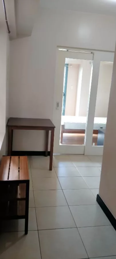Semi Furnished One Bedroom For Lease03