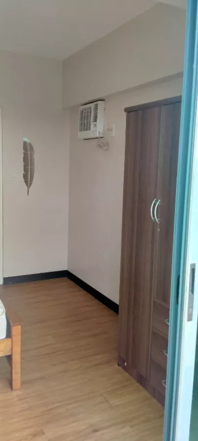Semi Furnished One Bedroom For Lease06