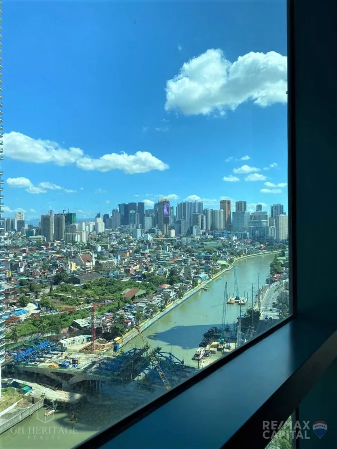"Fully Furnished Studio Unit for Lease in Edades Tower, Rockwell, Makati City"08