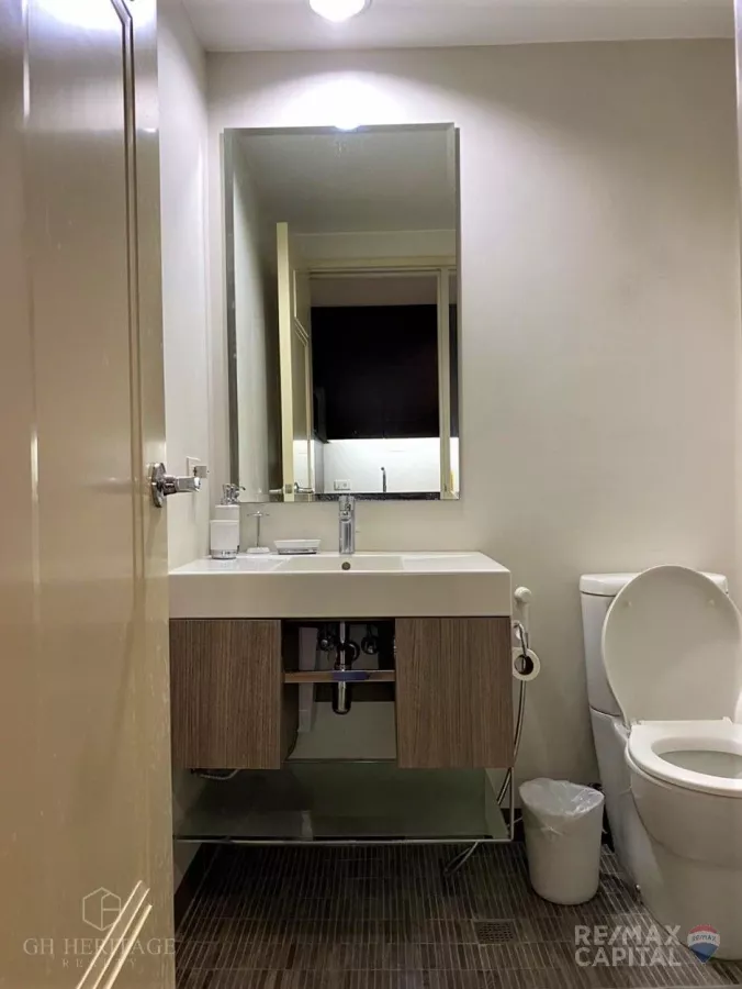 "Fully Furnished Studio Unit for Lease in Edades Tower, Rockwell, Makati City"10