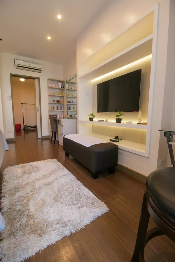 The Beaufort 2 Bedroom For Lease Fort Bonifacio BGC Taguig City04