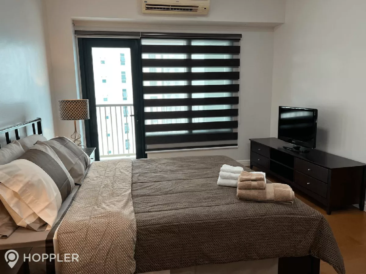 "2BR Condo for Rent in One Rockwell, Rockwell Center, Makati - RR3198181"02