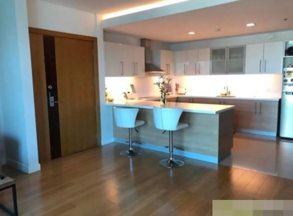 1 Bedroom Semi Furnished Unit with Balcony at Park Terraces Makati04