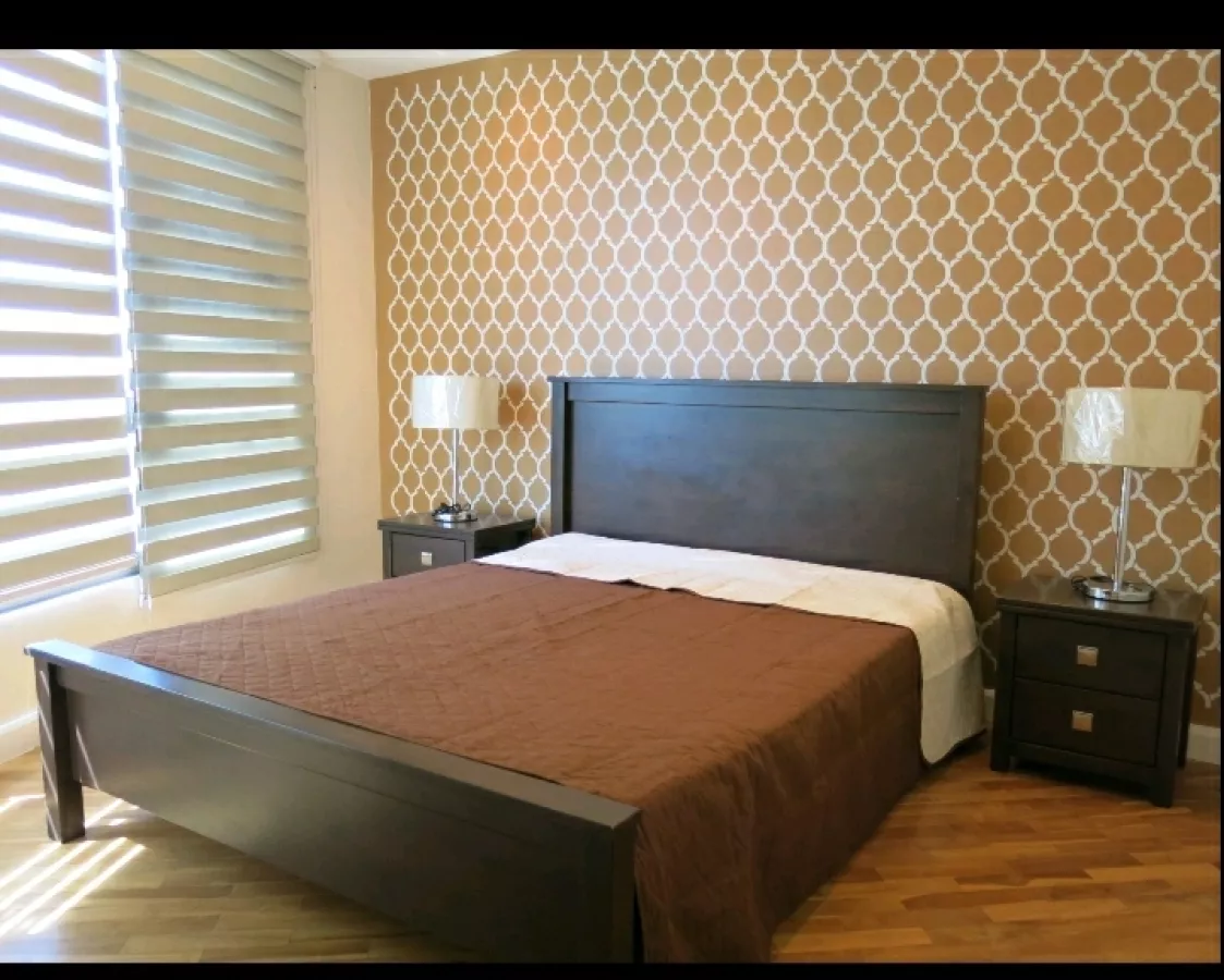 2BR Condominium Unit for Rent in South Joya Rockwell Makati03
