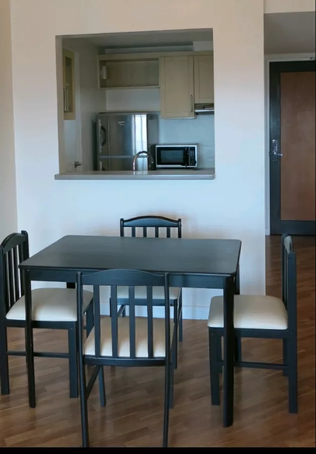 2BR Condominium Unit for Rent in South Joya Rockwell Makati06