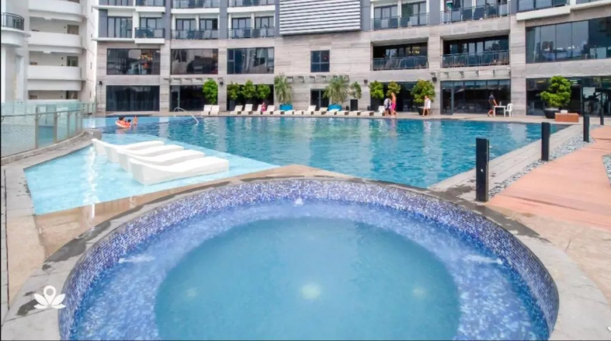 "27 sqm Studio Unit For Rent in Knightsbridge Residences, Makati City"06