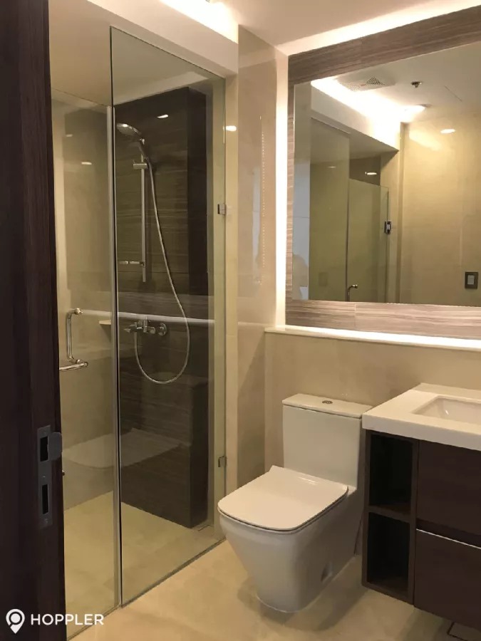 "3BR Condo for Rent in Two Roxas Triangle, Salcedo Village, Makati - RR3075381"04