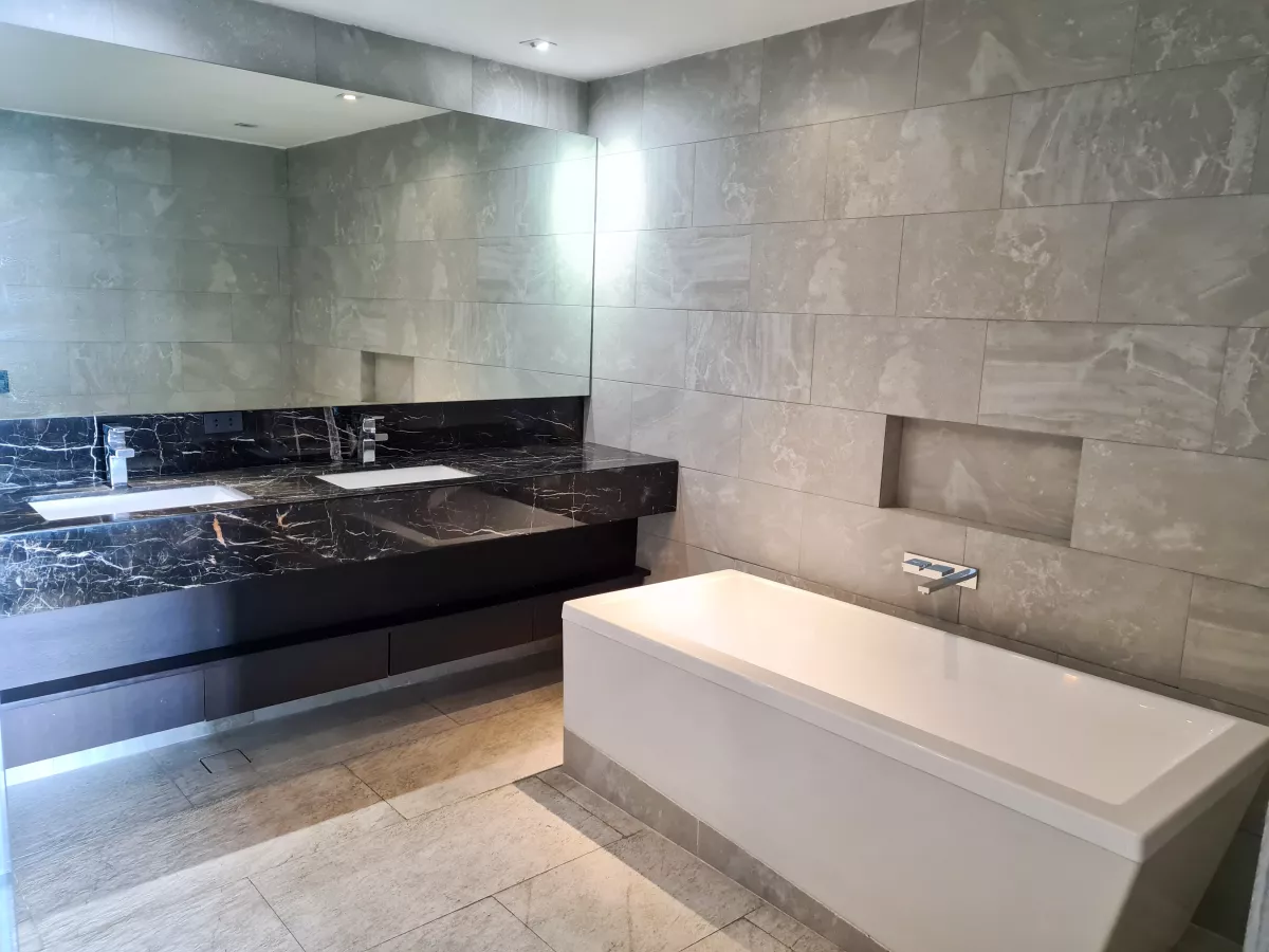 Luxurious One Mckinley Place special 1 Bedroom for Lease at Taguig City04