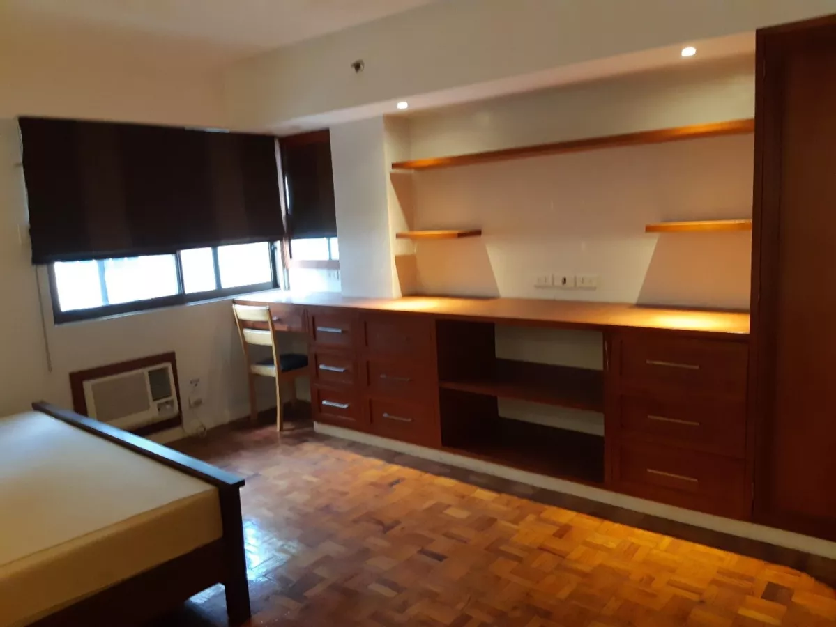 2 Bedroom Condominium at Cattleya Gardens06