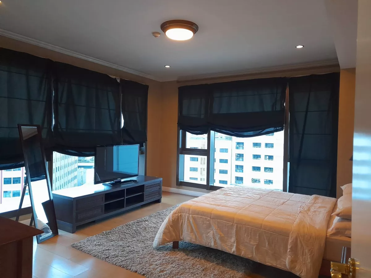 For Rent 2 Bedroom Condo Shang Grand Tower San Lorenzo Makati Fully Furnished07