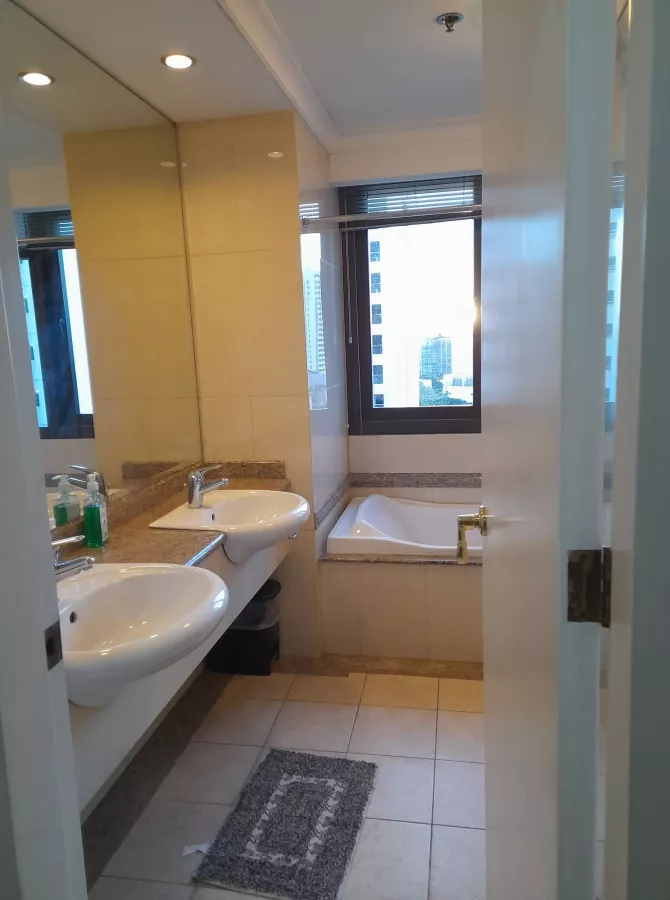 For Rent 2 Bedroom Condo Shang Grand Tower San Lorenzo Makati Fully Furnished10