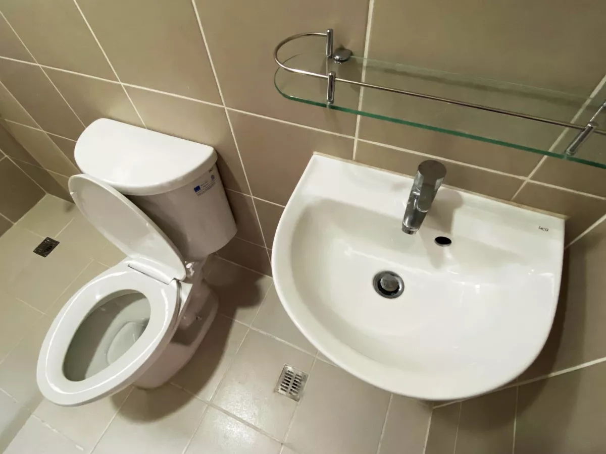 "2 Bedroom Condominium for Rent P30,000 in Suntrust Asmara, Quezon City"04