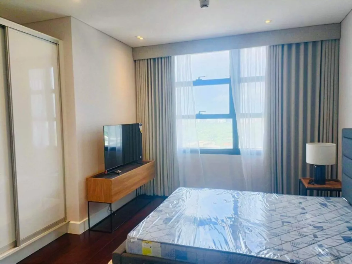 Brand New 1 Bedroom Condo Unit at Garden Towers in Makati City02