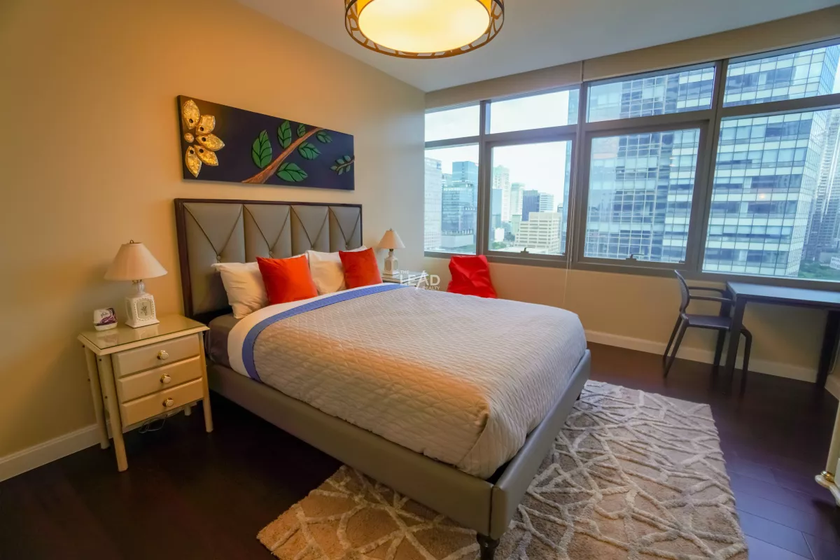 "Fully Furnished 3 Bedroom Unit For Rent at The Suites, Taguig City"09