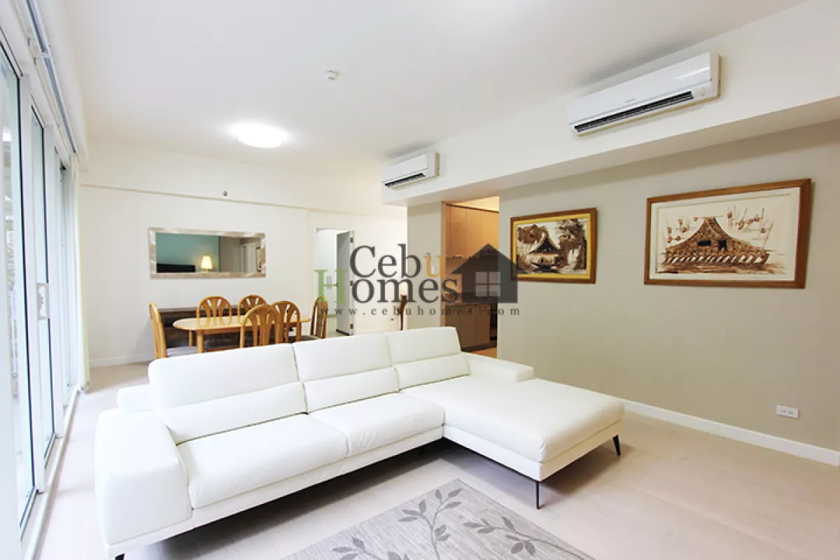 Three-Bedroom Unit in 32 Sanson04