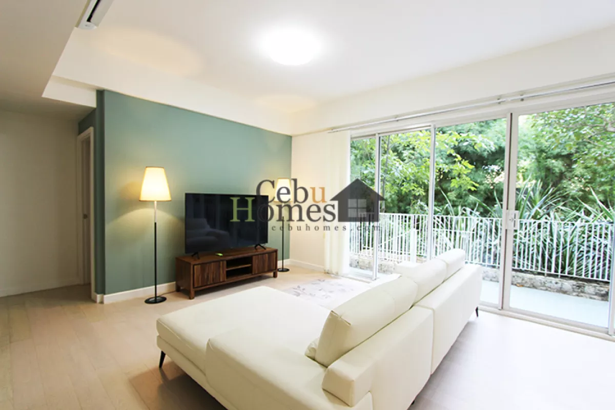 Three-Bedroom Unit in 32 Sanson05
