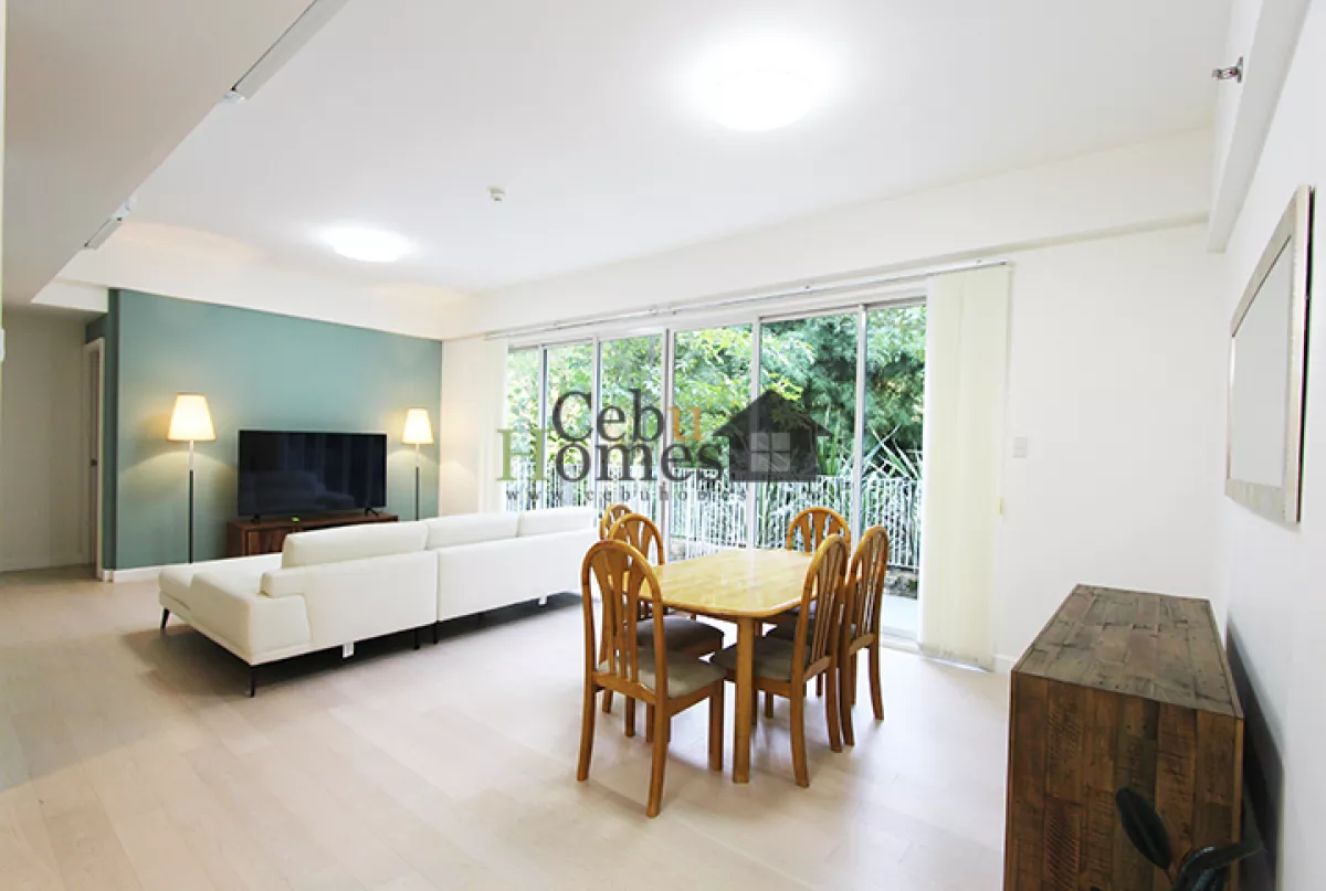 Three-Bedroom Unit in 32 Sanson08
