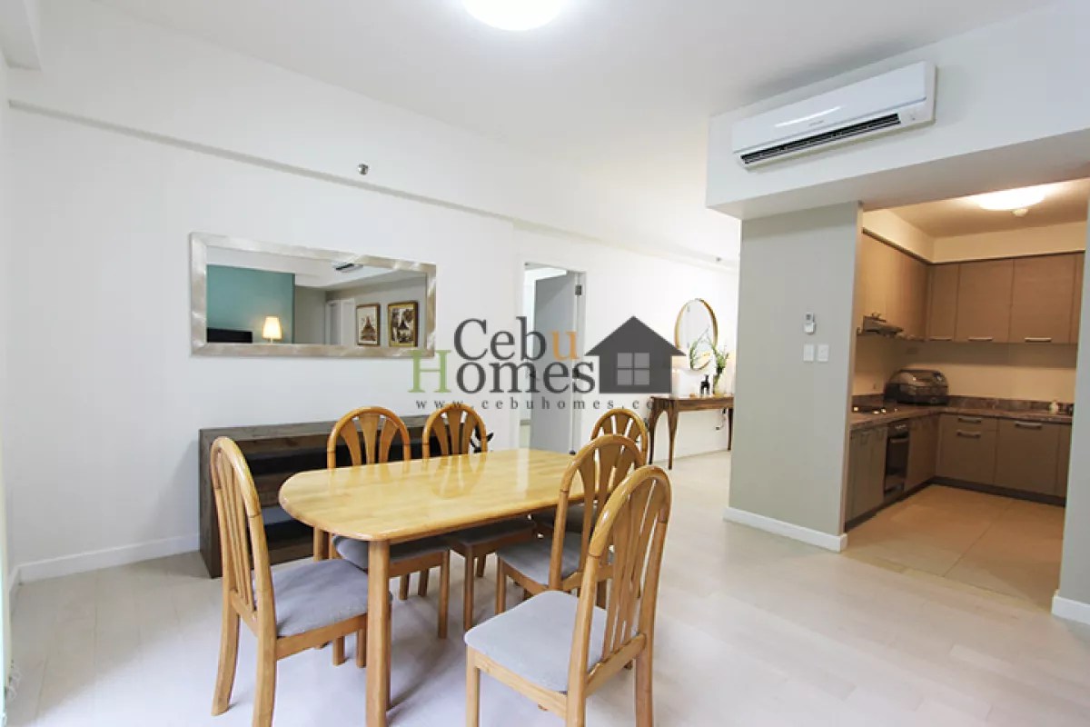 Three-Bedroom Unit in 32 Sanson09