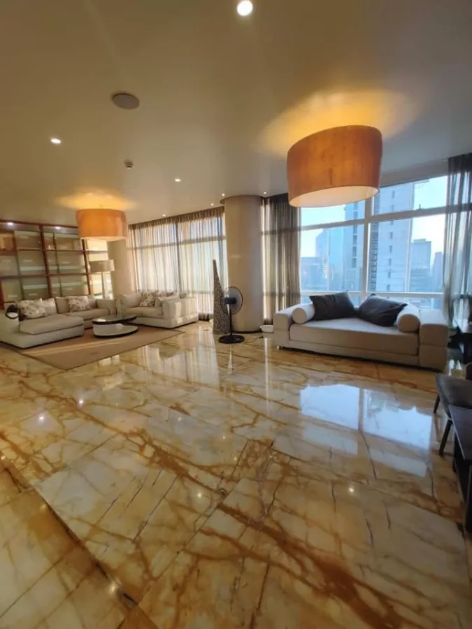 "One Roxas Triangle, Makati City Condominium Penthouse For Rent"02