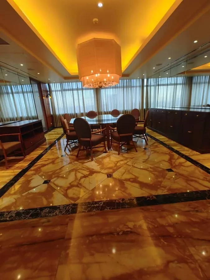 "One Roxas Triangle, Makati City Condominium Penthouse For Rent"04