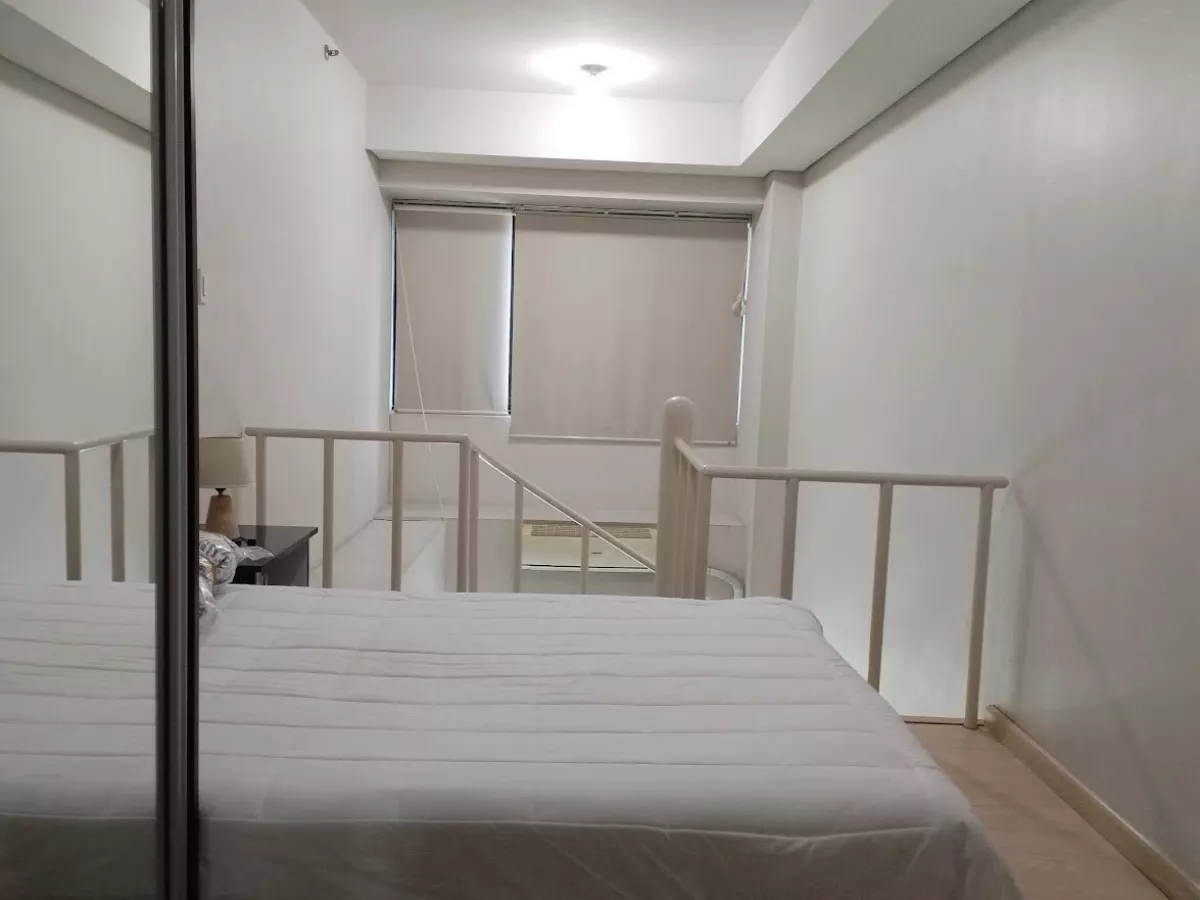 "1 Bedroom Loft for Rent Condo The Fort Residences, BGC, Taguig"04