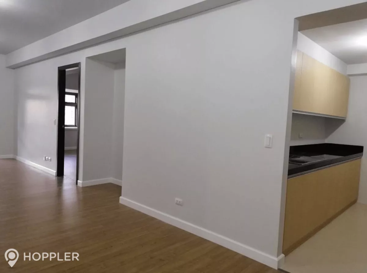 "2BR Condo for Rent in Escala Salcedo, Salcedo Village, Makati - RR2313981"05