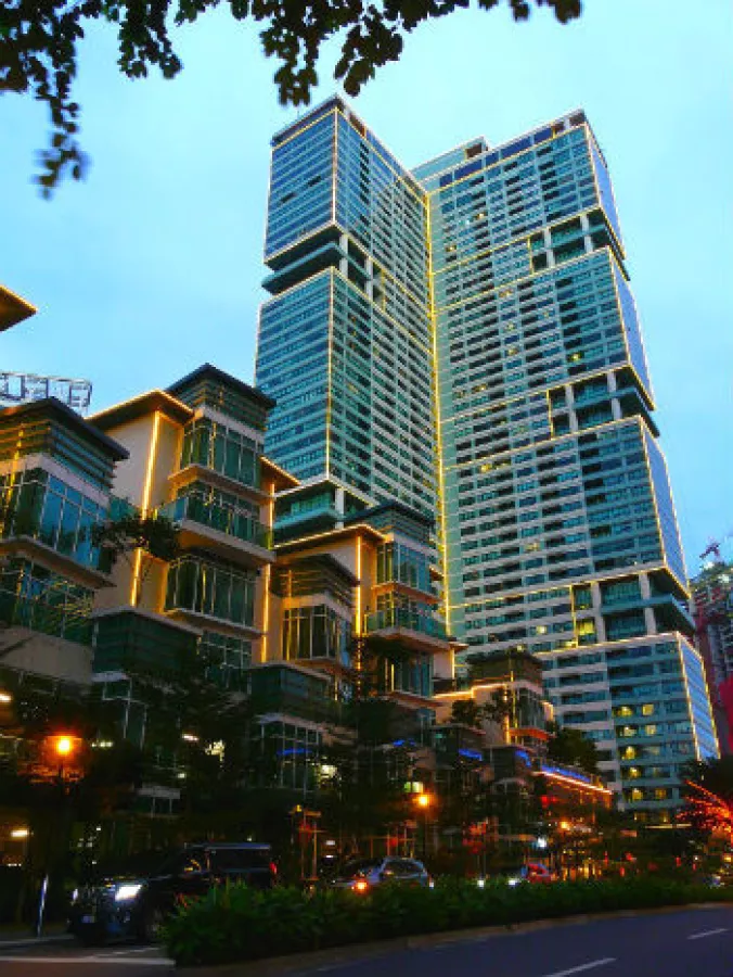 Fully furnished 2br unit for Lease in Edades Tower!!02