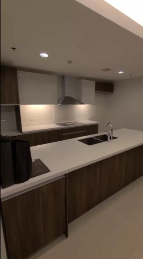 "3-Bedroom Unit at Arbor Lanes Blk 3 for P130k/Mo., Taguig City"03